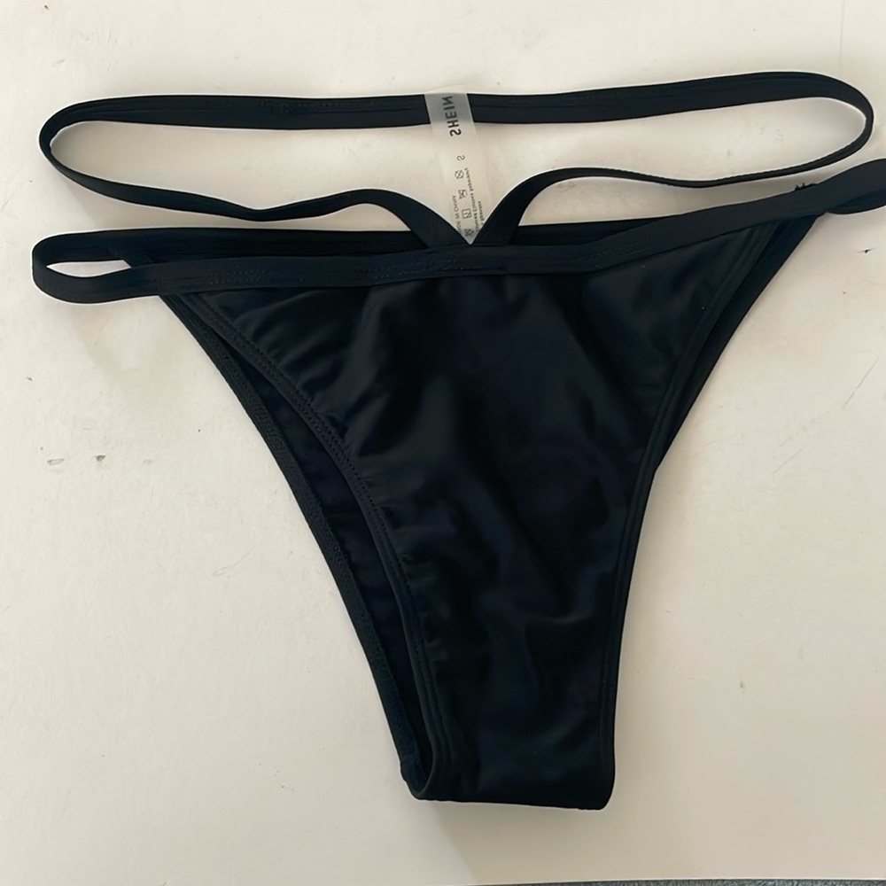 NWOT SHEIN Bikini Bottoms